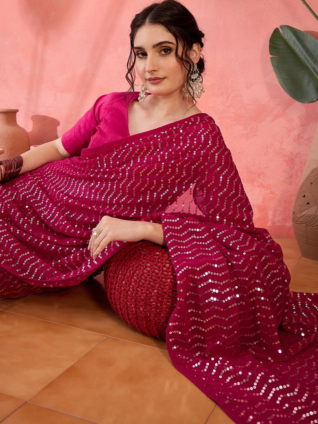 

Sangria Sequinned Embellished Pure Georgette Saree With Blouse, Burgundy