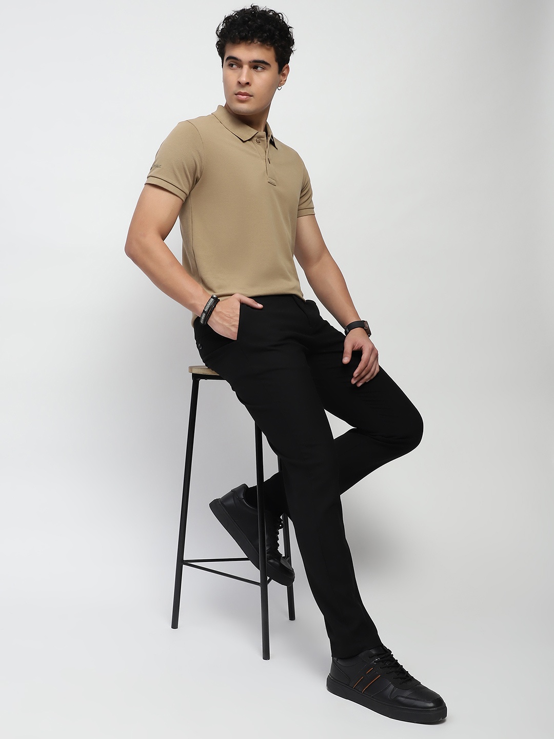 

Global Republic Men Polo Collar T-shirt, Khaki