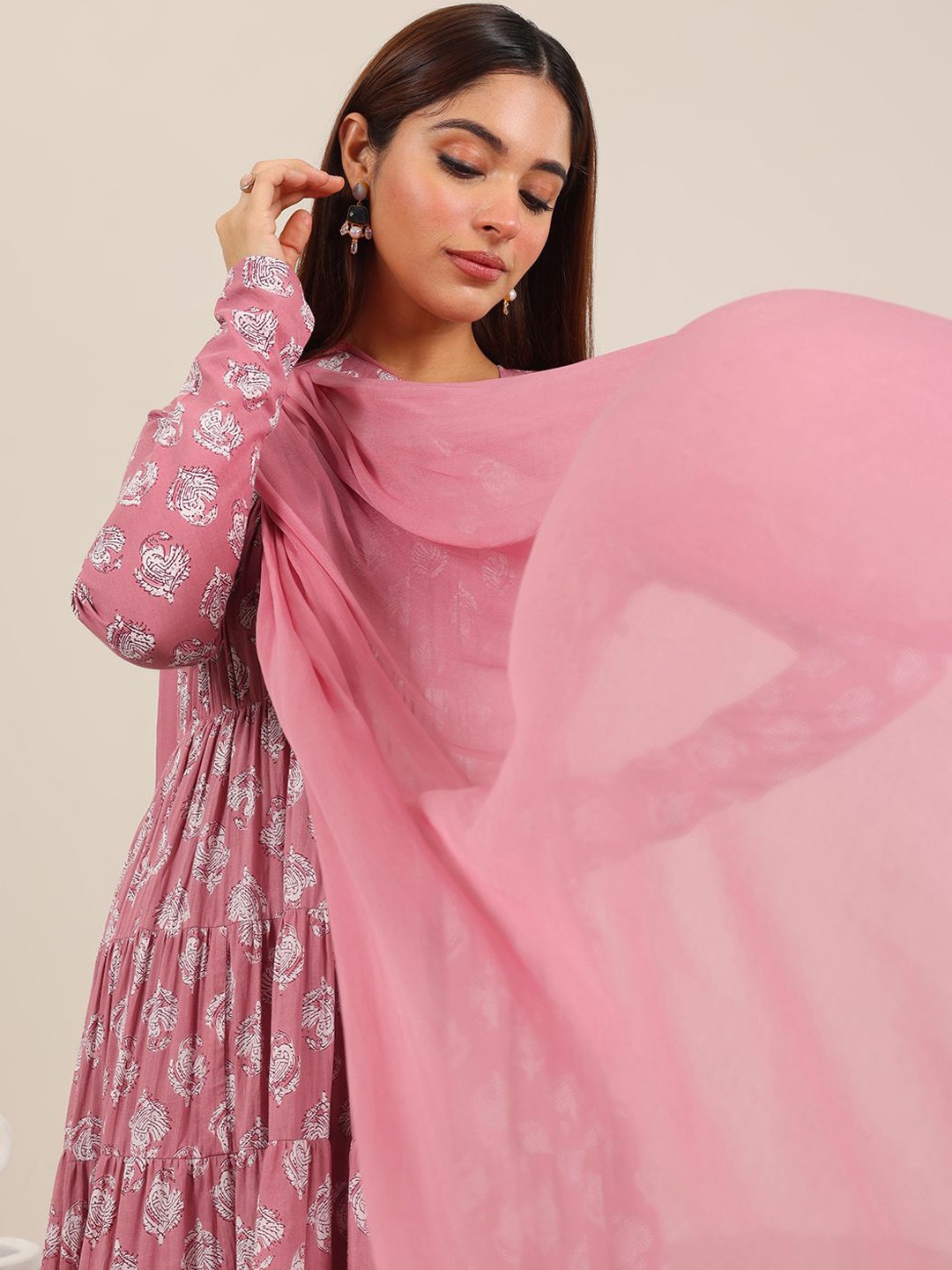 

Libas Women Floral Printed Pleated Kurta with Churidar & With Dupatta, Mauve