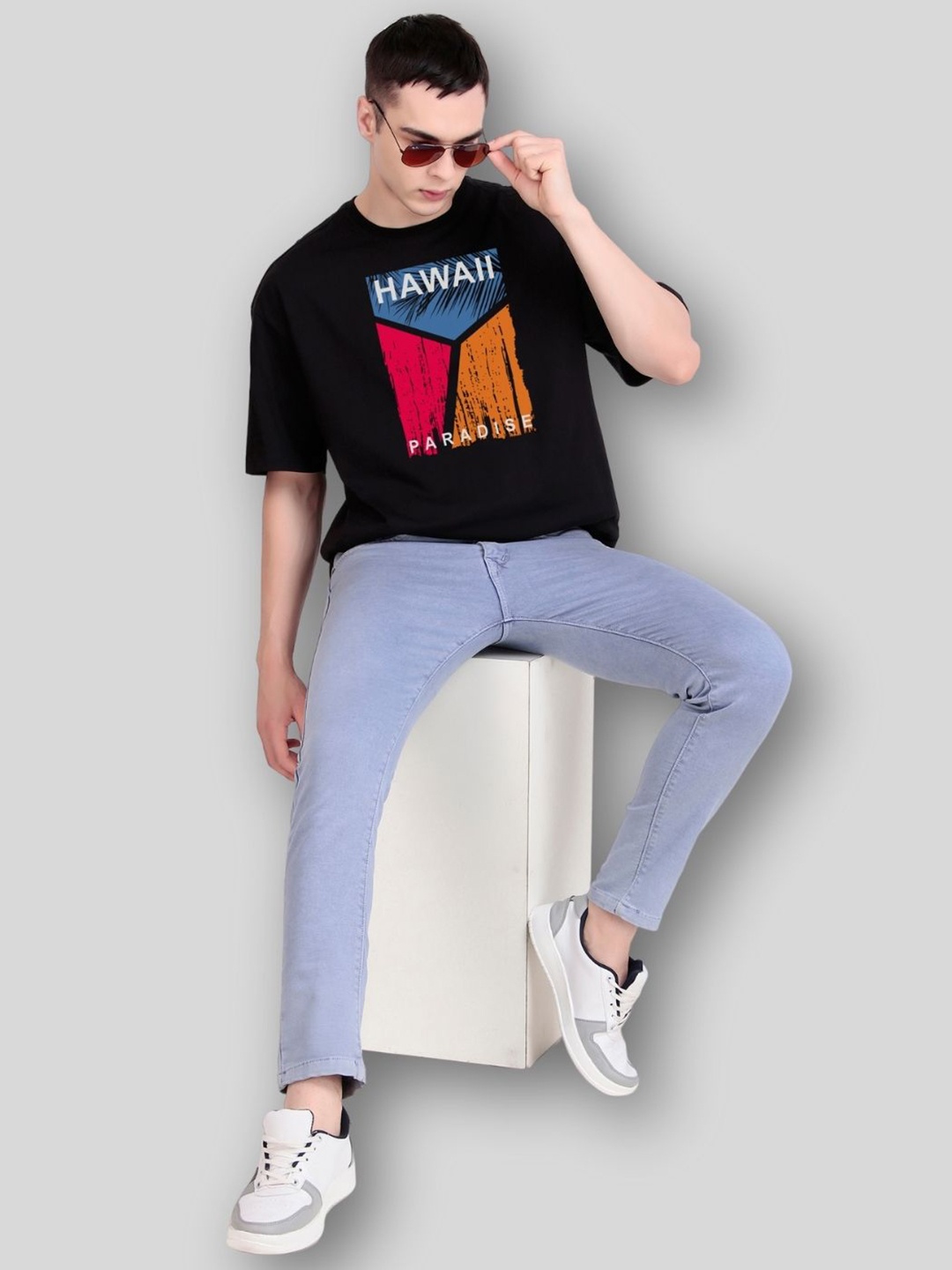 

FLYIND VOGUE OUTFIT Men Printed Bio Finish Applique T-shirt, Black