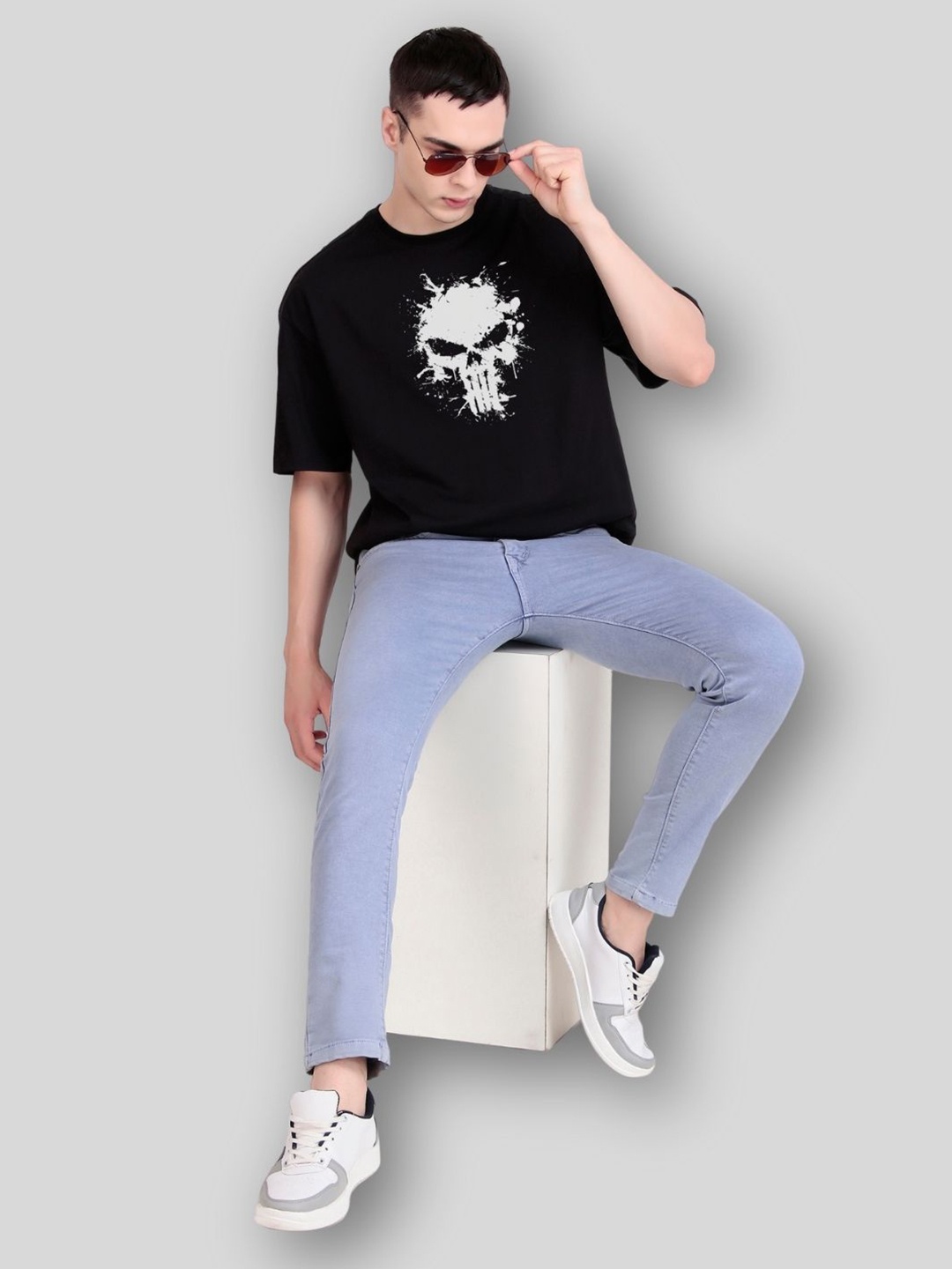 

FLYIND VOGUE OUTFIT Men Printed Bio Finish Applique T-shirt, Black