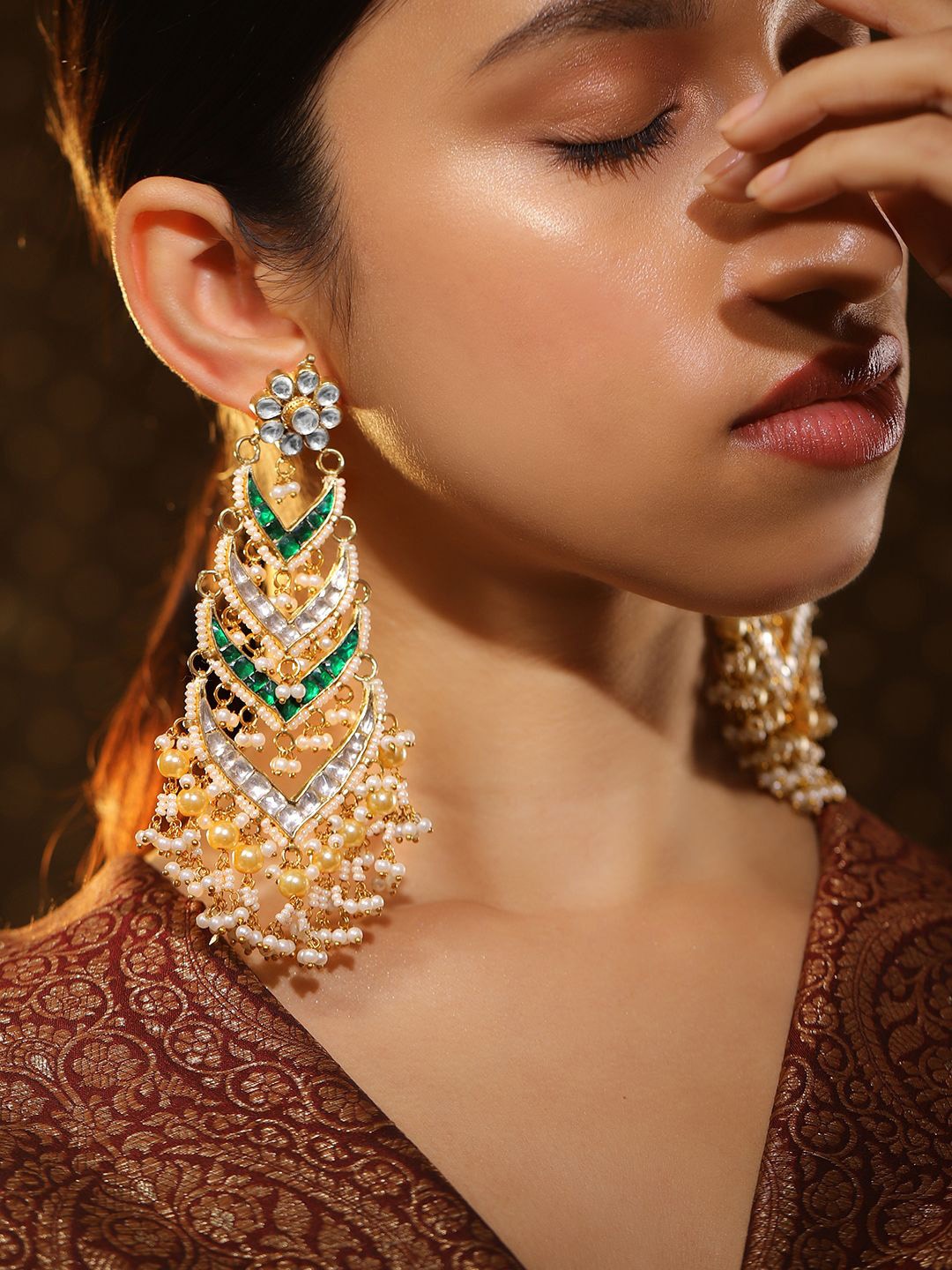 

Rubans 24K Gold-Plated White Kundan & Emerald Green Beaded Shoulder Duster Earrings