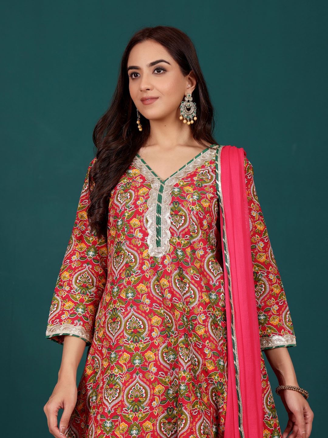 

Varanga Women Floral Printed Regular Kurta with Dhoti Pants & With Dupatta, Pink
