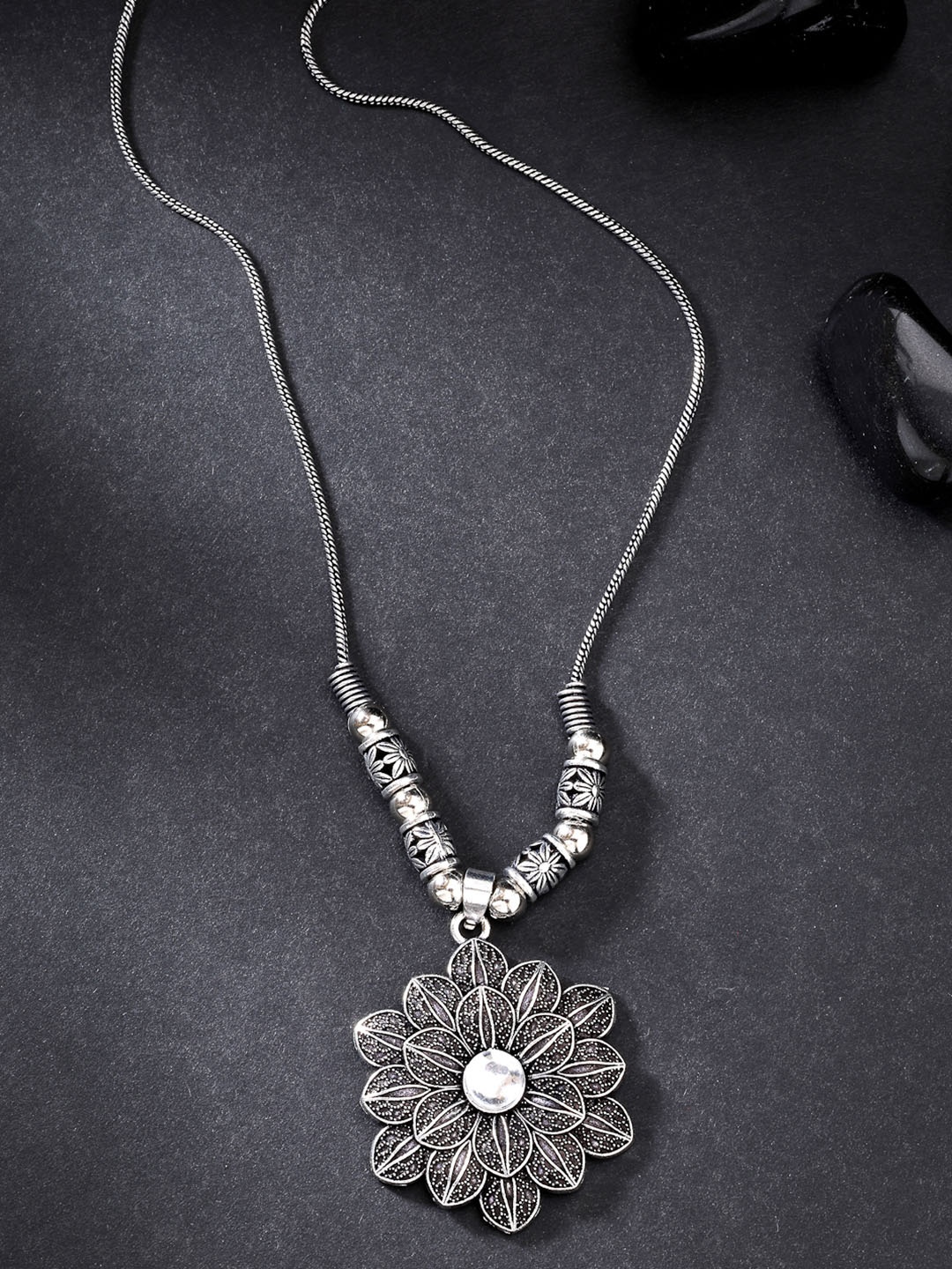 

Anouk Women Silver-Toned Floral Shape Pendant with Chain