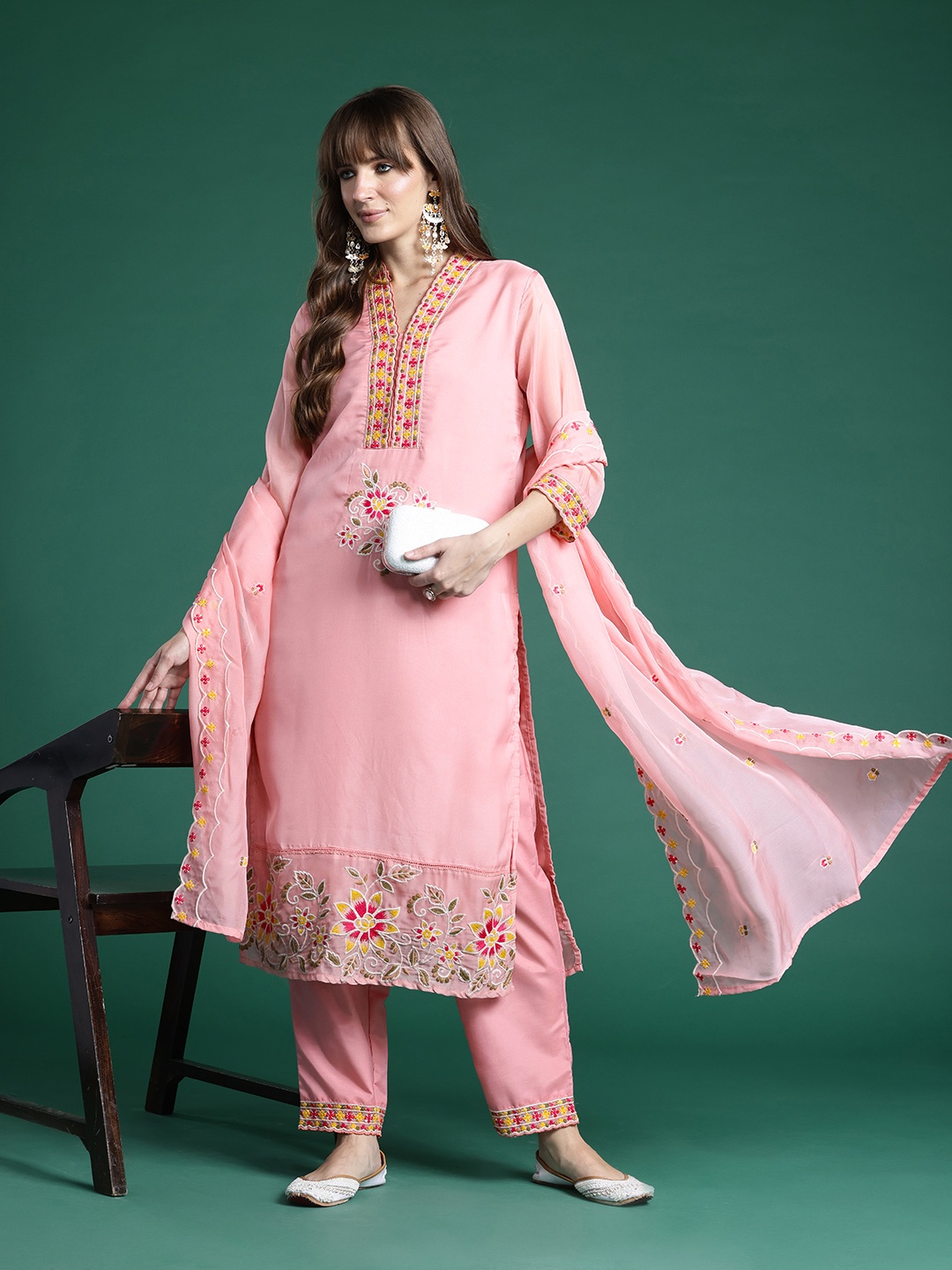 

Indo Era Floral Embroidered Regular Sequinned Kurta with Trousers & Dupatta, Pink