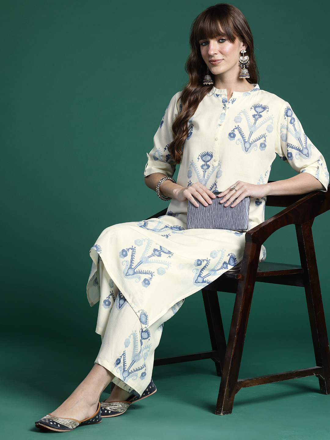 

Indo Era Printed Regular Kurta with Trousers, Off white