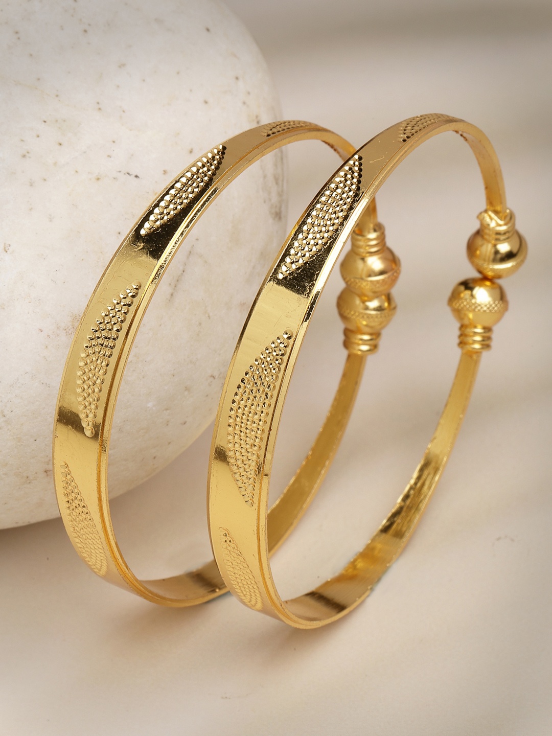 

Anouk Women Set of 2 Gold Plated Adjustable Bangles