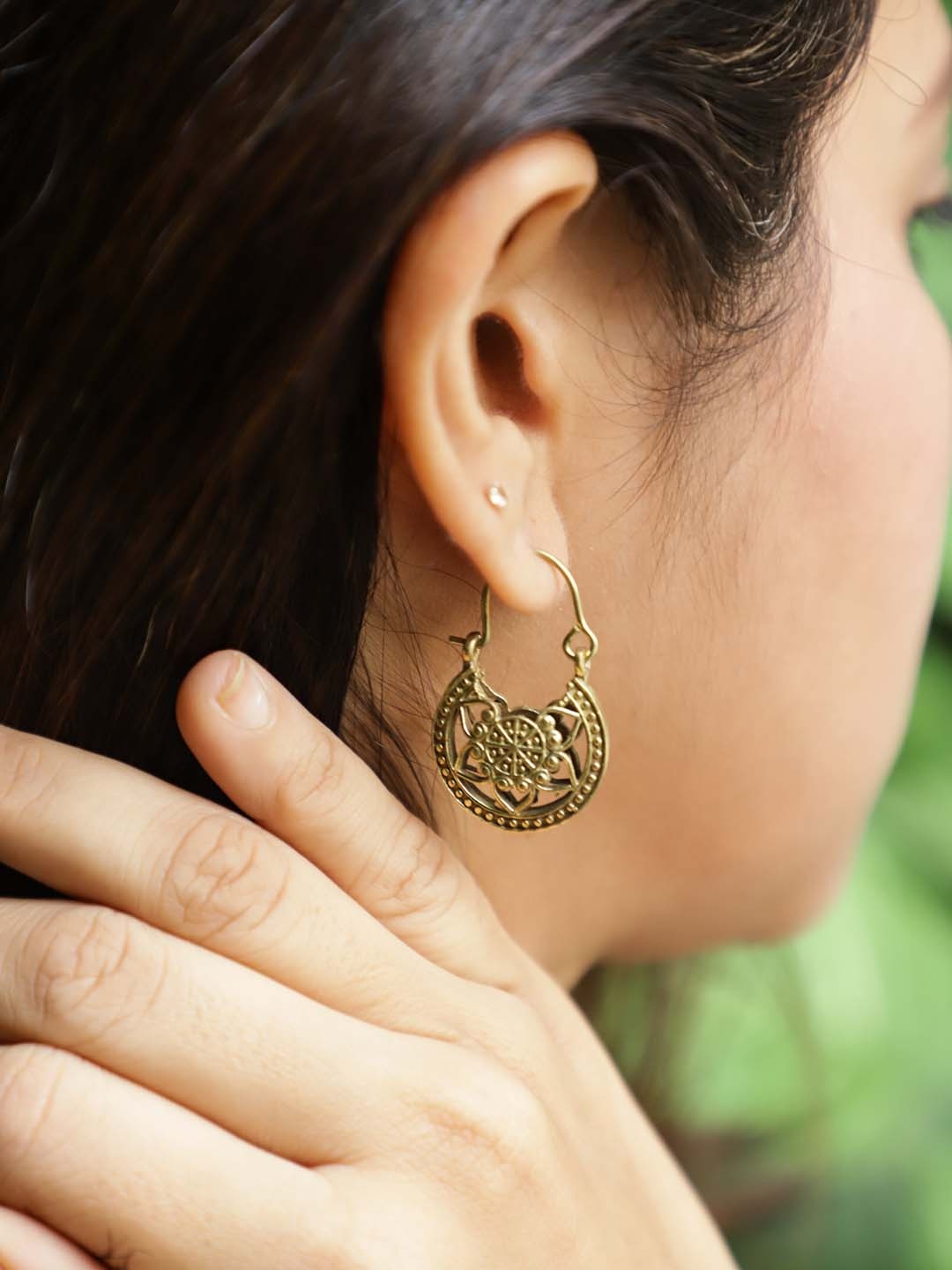 Soul Works Contemporary Hoop Earrings, Gold
