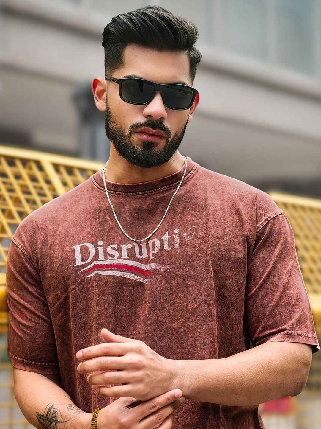 

Maniac Men Typography T-shirt, Brown