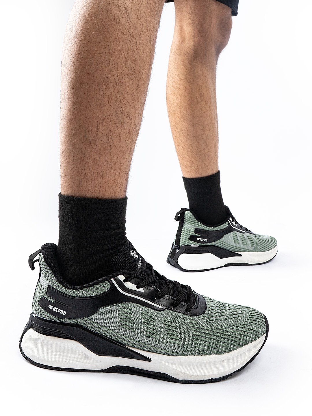 

bacca bucci Men Mesh Running Shoes, Green