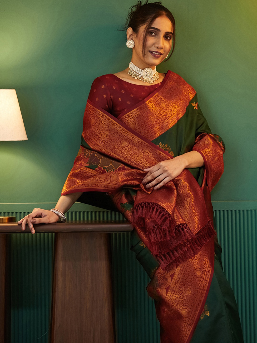 

Satrani Woven Design Zari Pure Silk Banarasi Saree, Green