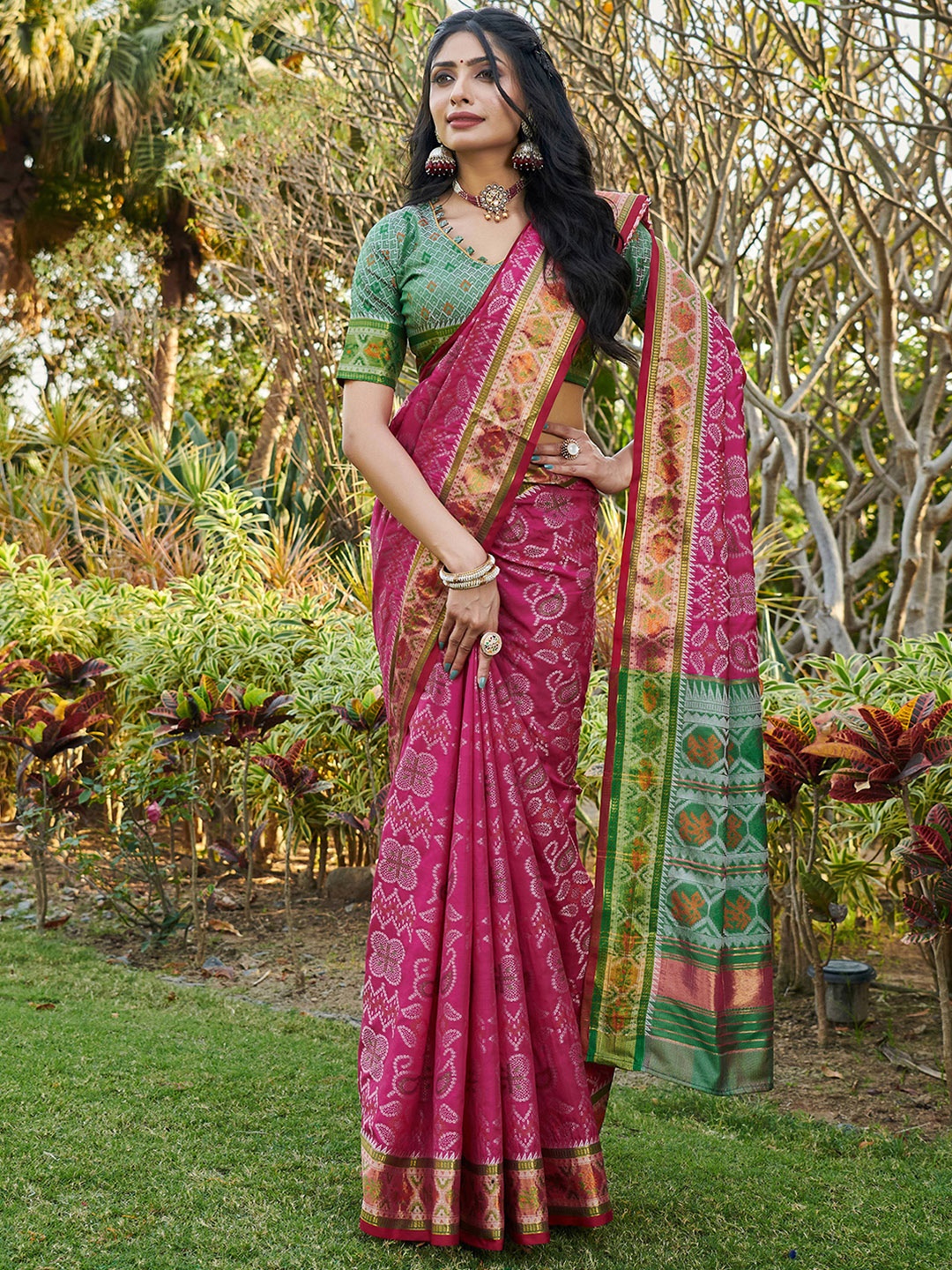 

Satrani Woven Design Zari Pure Silk Patola Saree, Pink