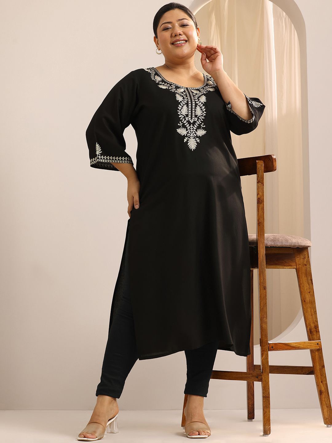 

EXTRA LOVE BY LIBAS Plus Size Women Floral Embroidered Flared Sleeves Kurta, Black