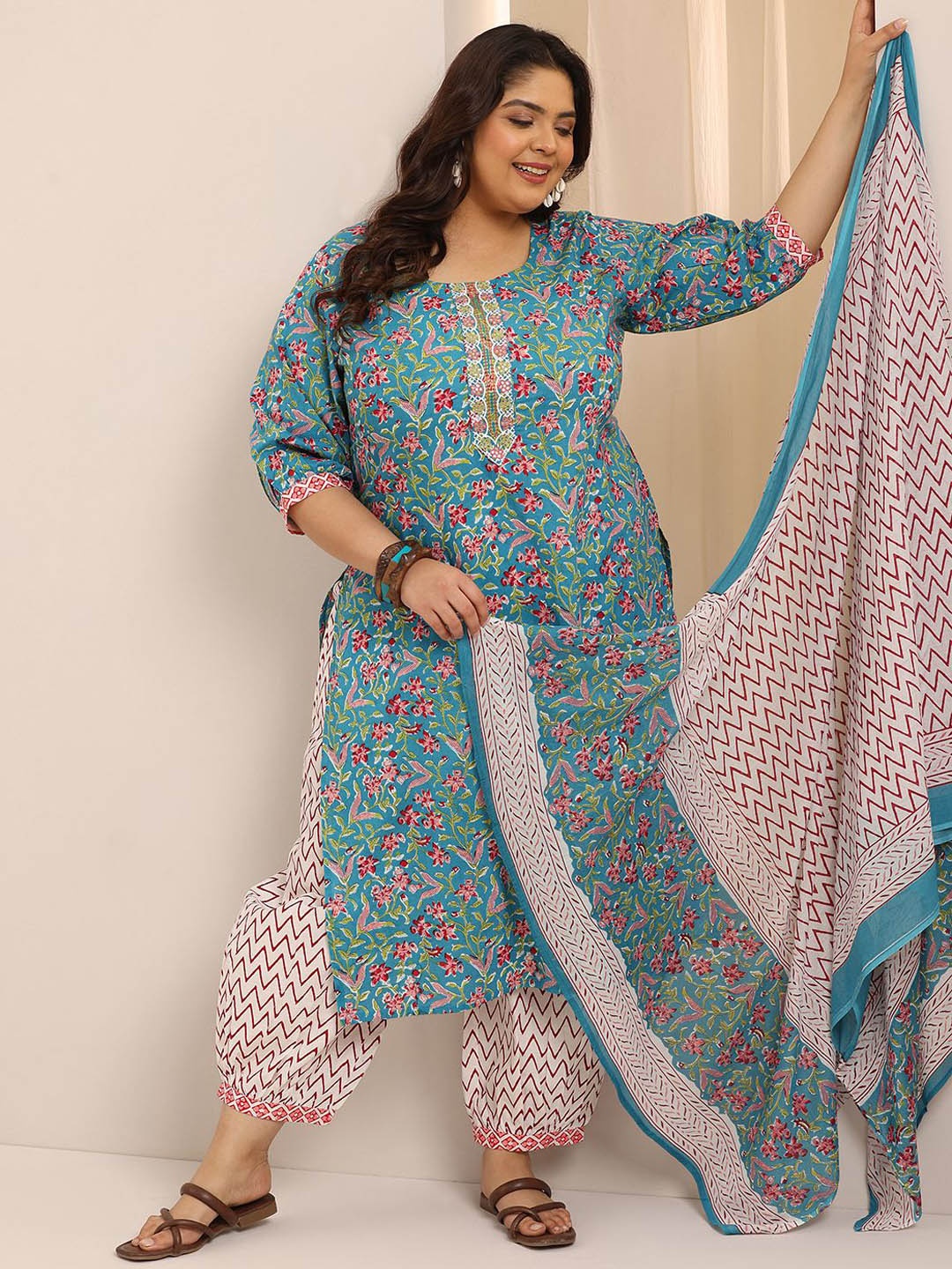 

EXTRA LOVE BY LIBAS Women Plus Size Floral Sequinned Kurta with Salwar & With Dupatta, Blue