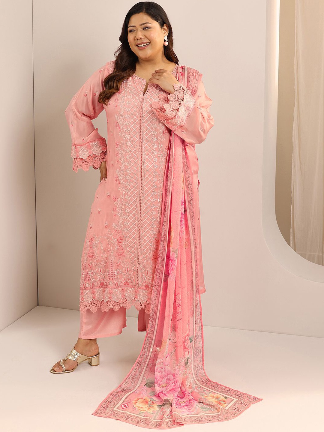 EXTRA LOVE BY LIBAS Women Plus Size Floral Embroidered Kurta with Trousers & Dupatta, Peach