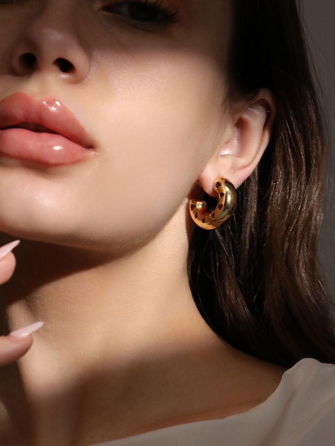 

SOHI Contemporary Hoop Earrings, Gold