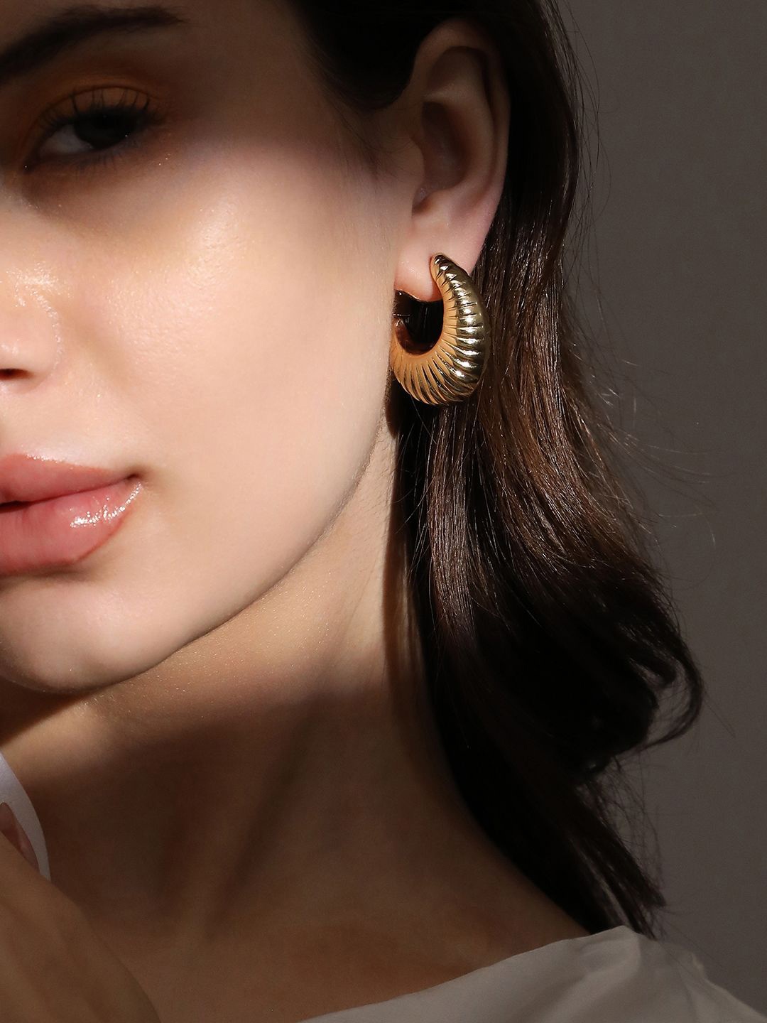 

SOHI Contemporary Hoop Earrings, Gold