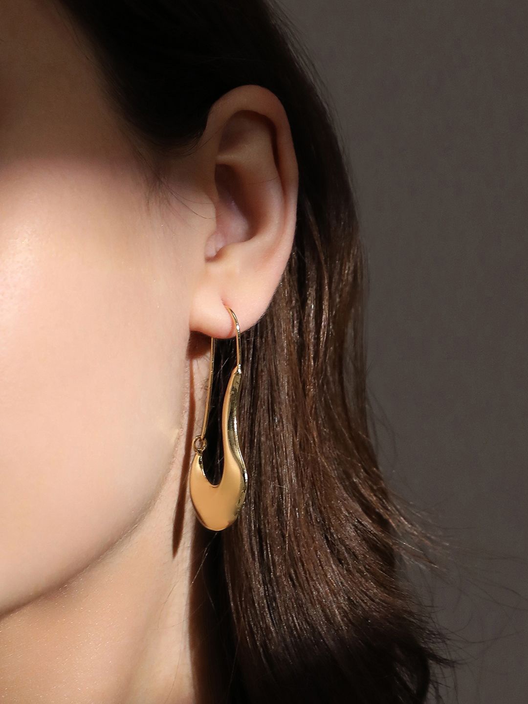 

SOHI Contemporary Hoop Earrings, Gold