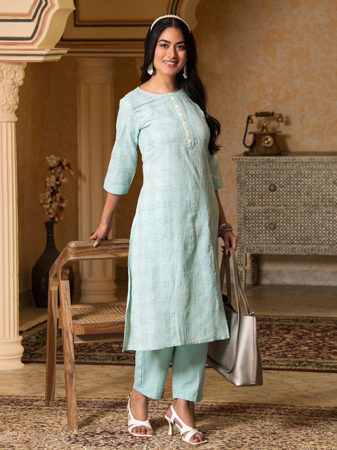 

SAHASIKA Women Printed Regular Kurta with Trousers, Blue