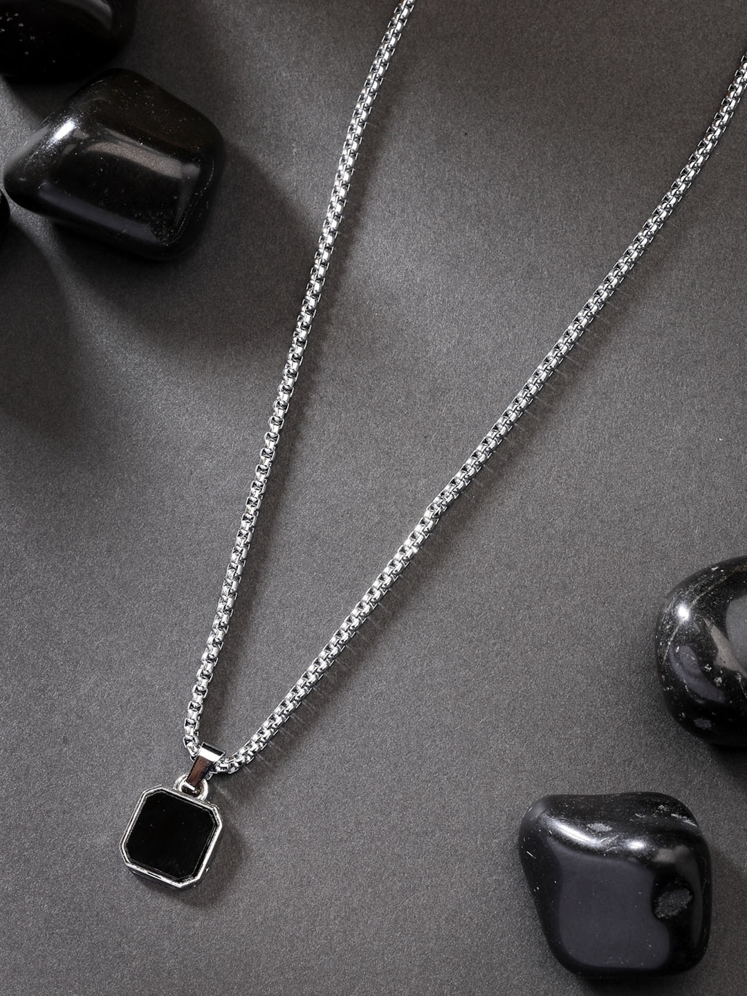 

Roadster Silver-Plated Square Pendants with Chains