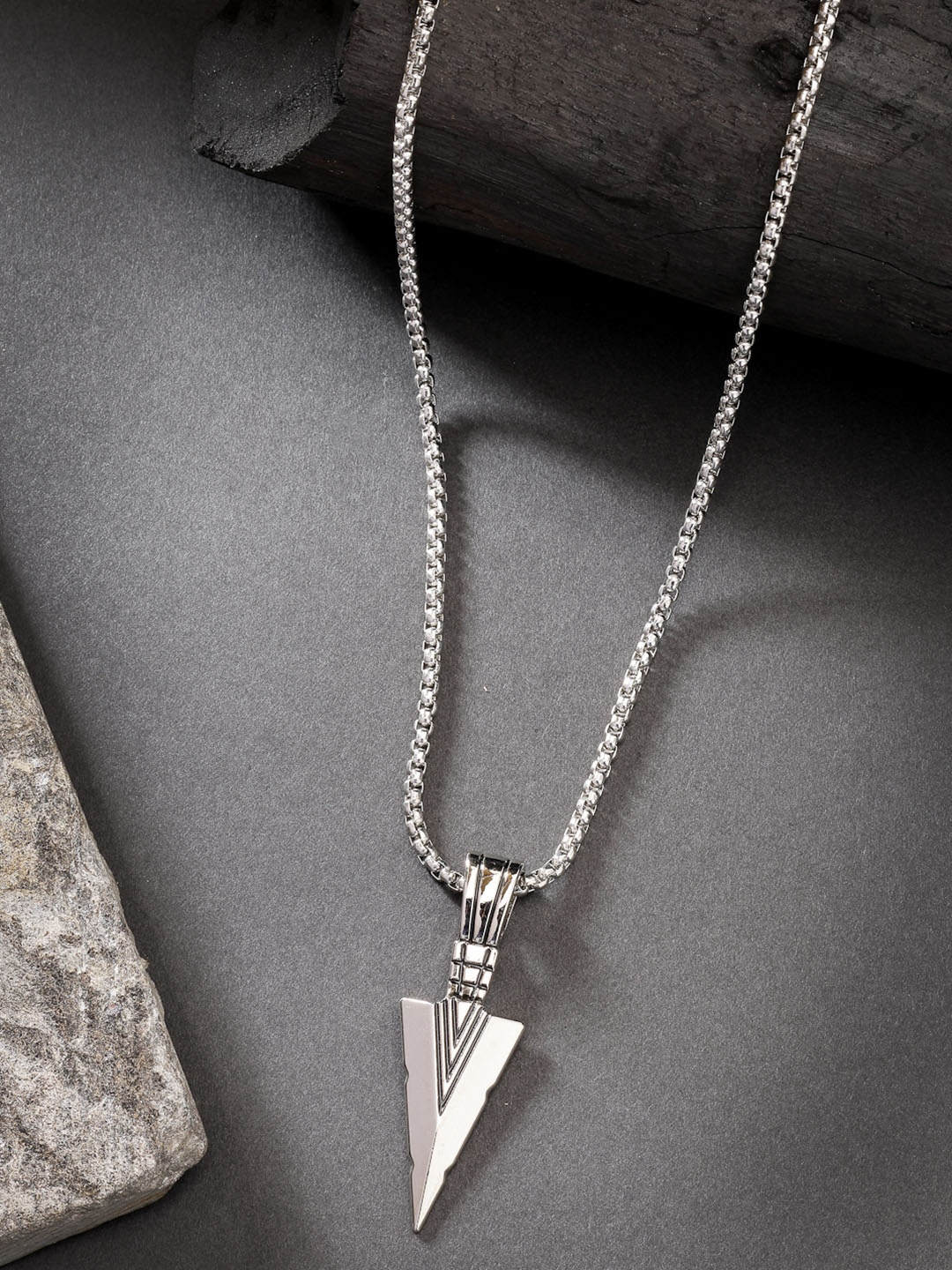 

Roadster Silver-Plated Square Pendants with Chains