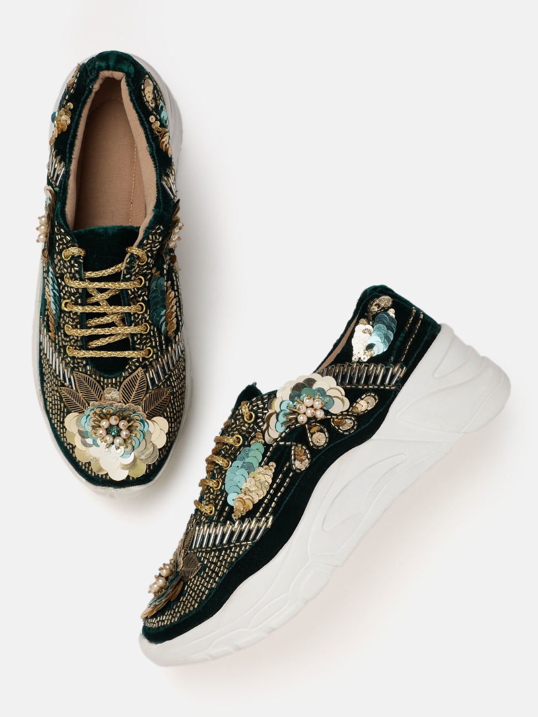 

ZORI WORLD Women Textured Embellished Sneakers, Green