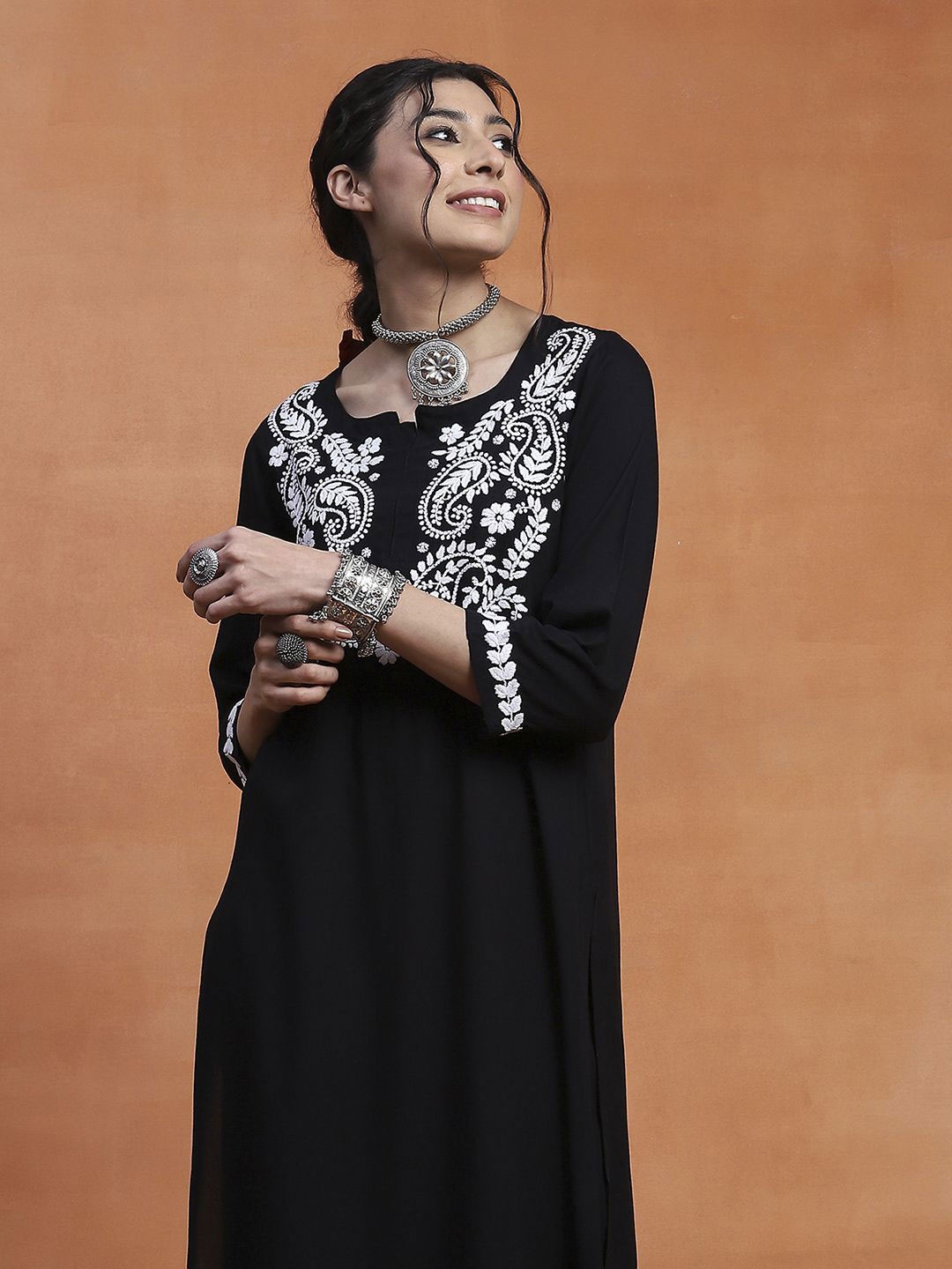 

House of Chikankari Women Floral Yoke Design Regular Thread Work Kurta with Trousers, Black
