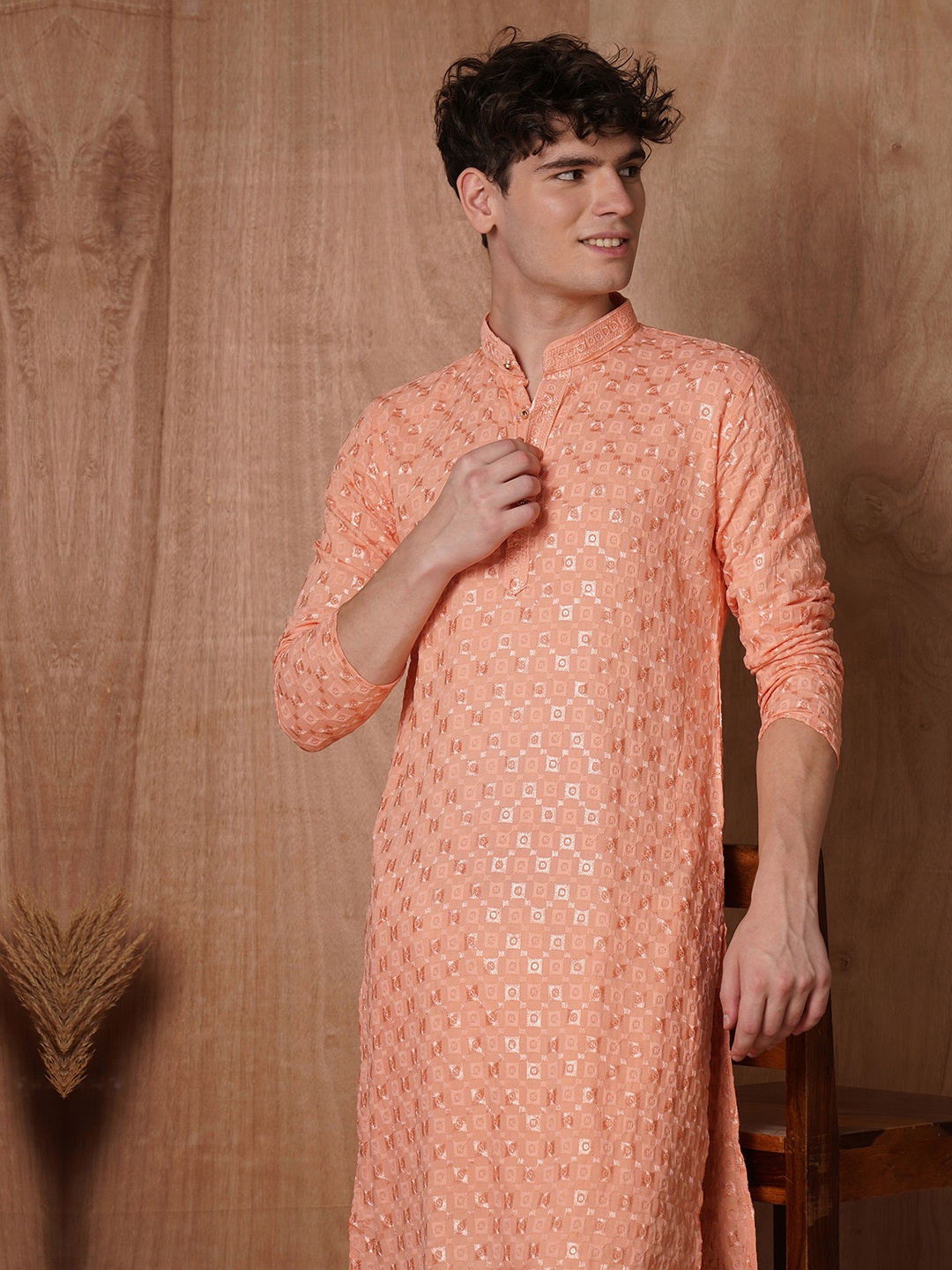 

TRYBUY.IN Men Ethnic Motifs Printed Chikankari Indie Prints Kurta, Peach