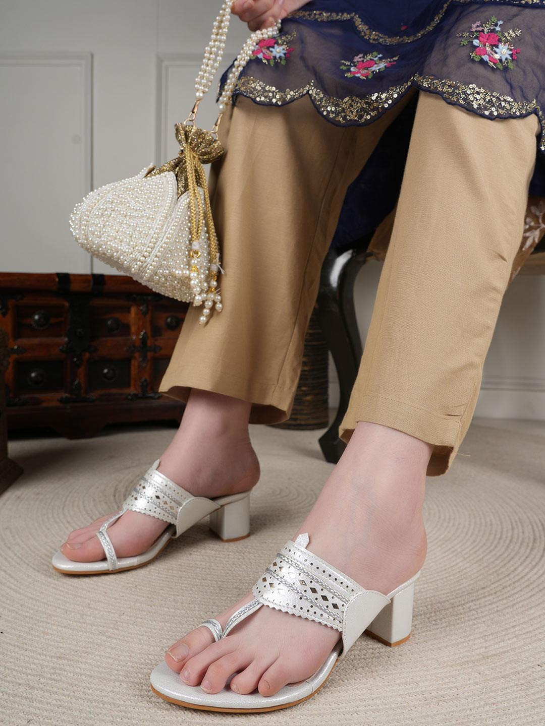 

Anouk Women Embellished PU Ethnic Block Sandals, Silver