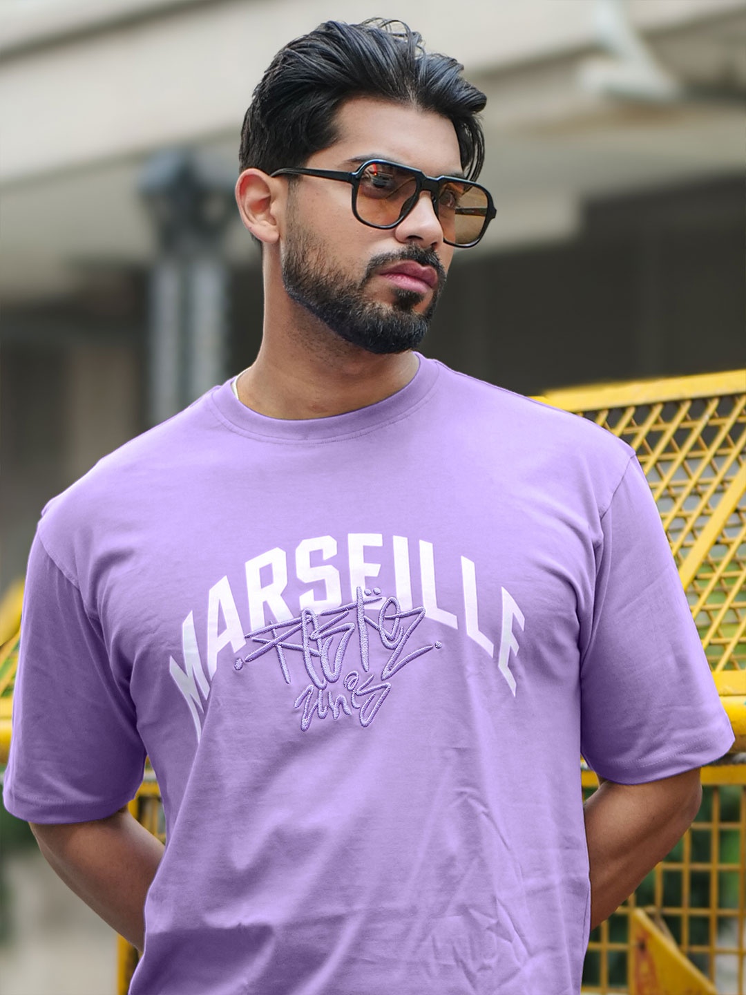 

Maniac Men Applique T-shirt, Purple