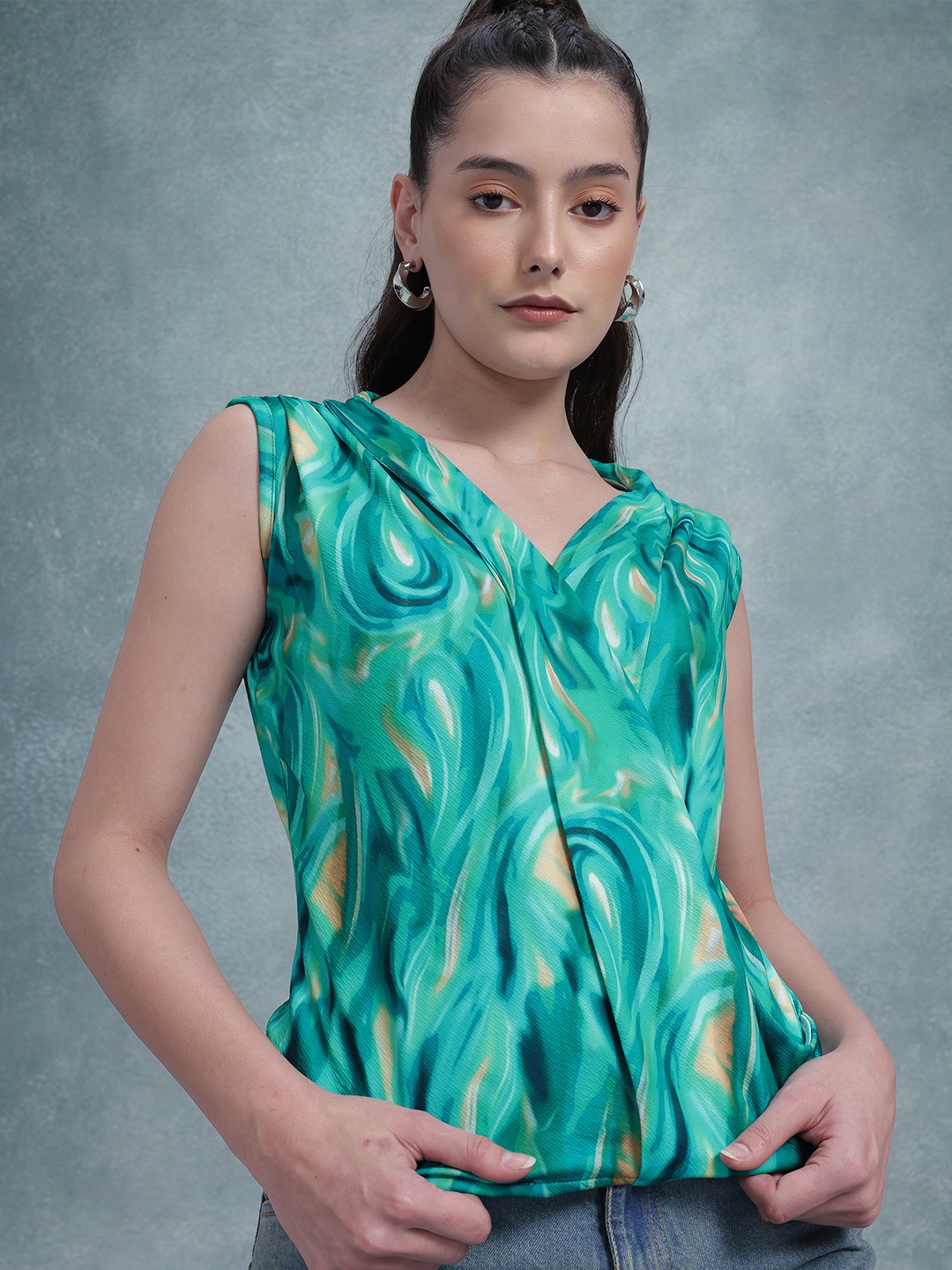 

The Roadster Lifestyle Co. Print Wrap Top, Sea green