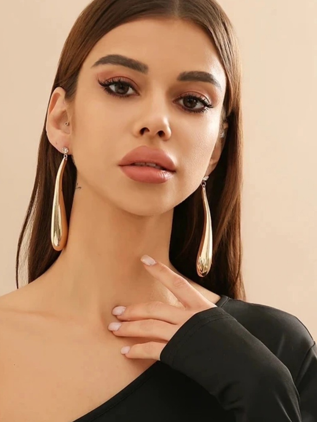 

YU FASHIONS Gold-Plated Stainless Steel Teardrop Shaped Drop Earrings