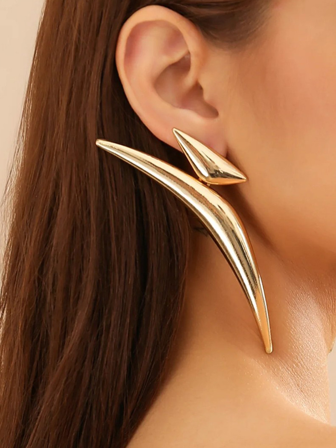 

YU FASHIONS Gold-Plated Stainless Steel Bend Large Wave Drop Earrings
