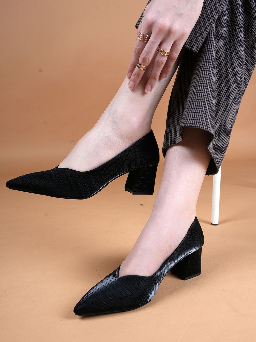 

Chemistry PU Party Block Pumps, Black