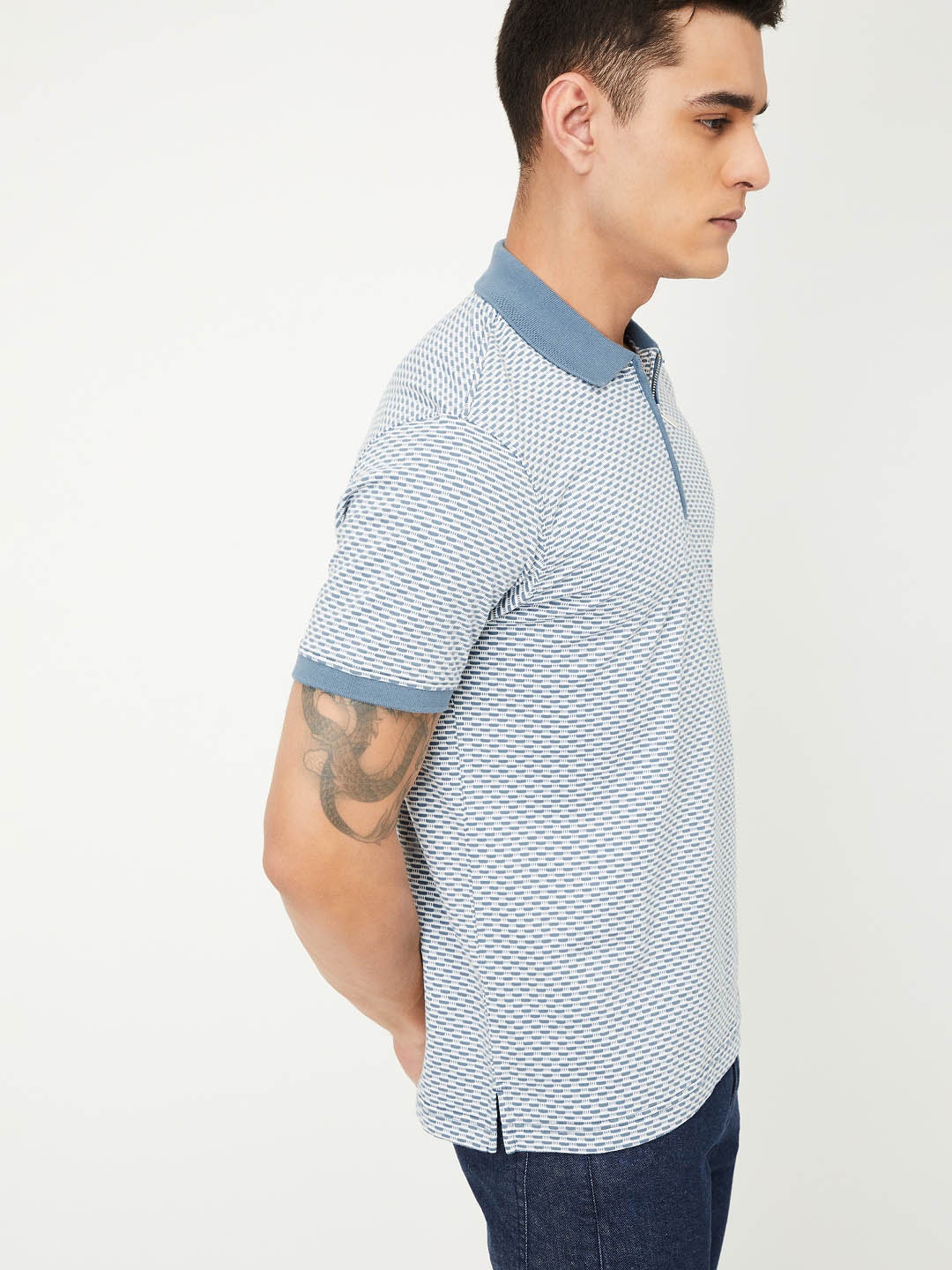 

max Men Geometric Printed Round Neck Cotton T-shirt, Blue