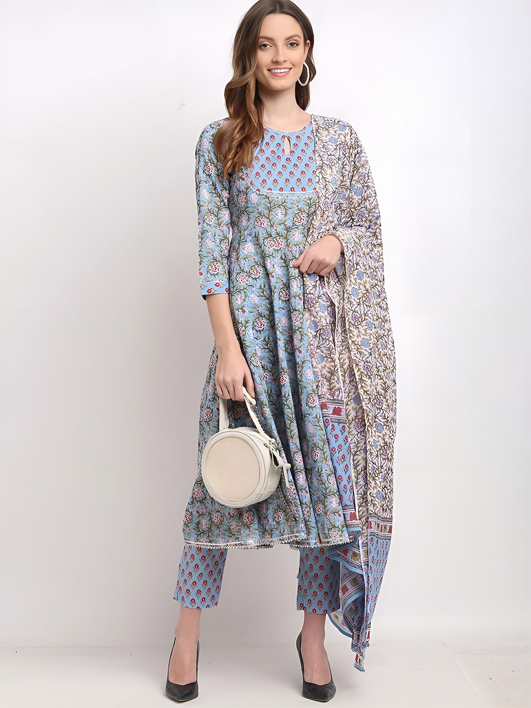

Shree Infinity Export Floral Embroidered Thread Work Kurta With Trousers And Dupatta, Magenta