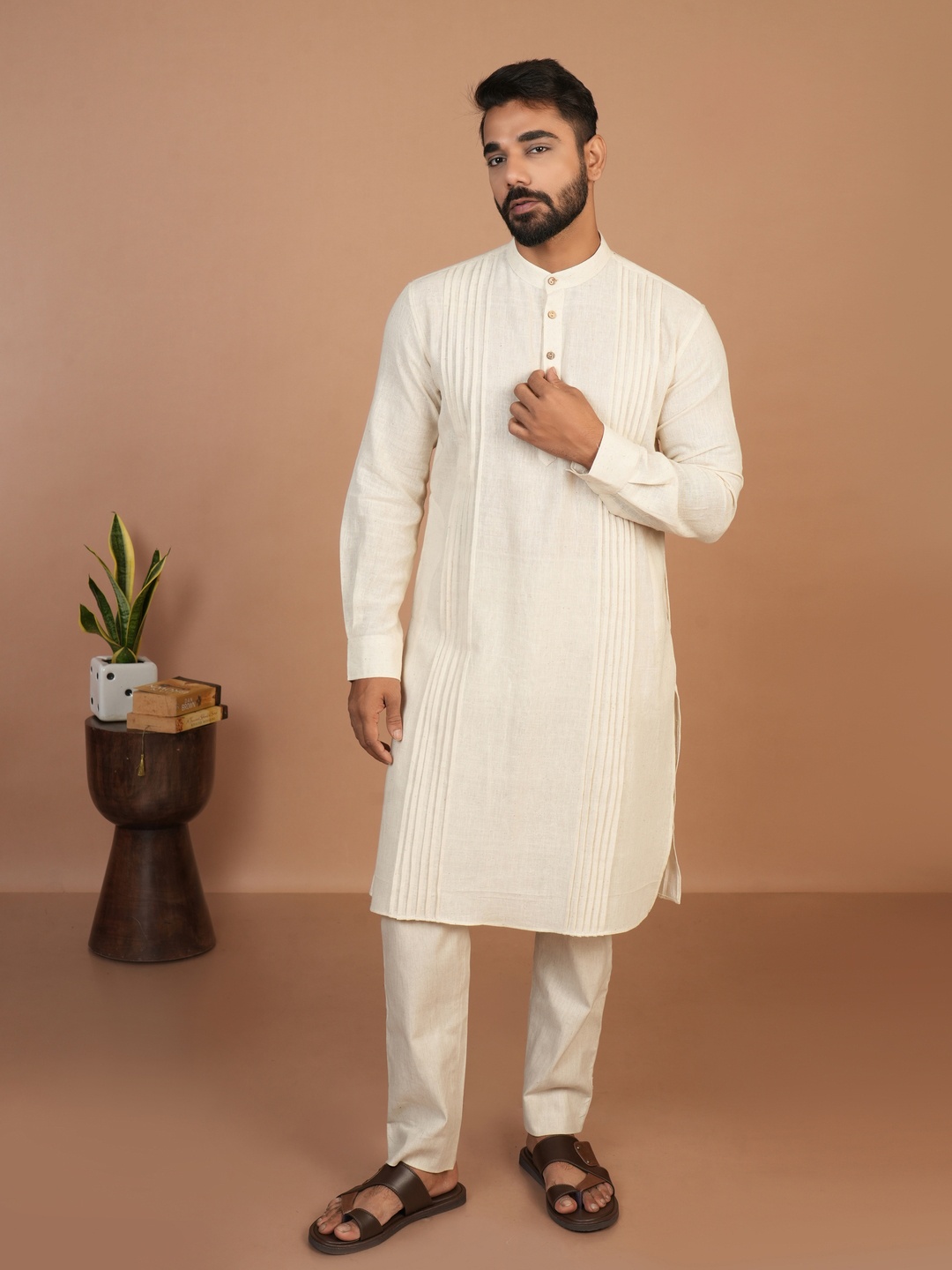 

Inkriti Band Collar Pleated Organic Cotton Straight Kurta, Off white