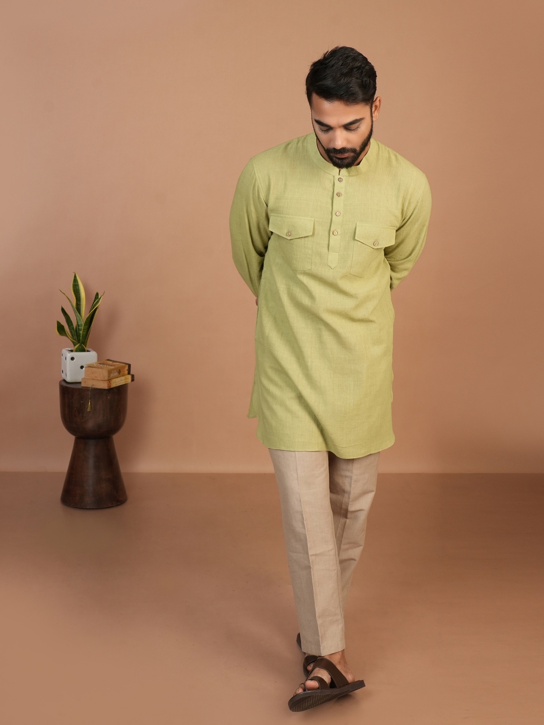 

Inkriti Mandarin Collar Organic Cotton Pathani Straight Kurta, Green