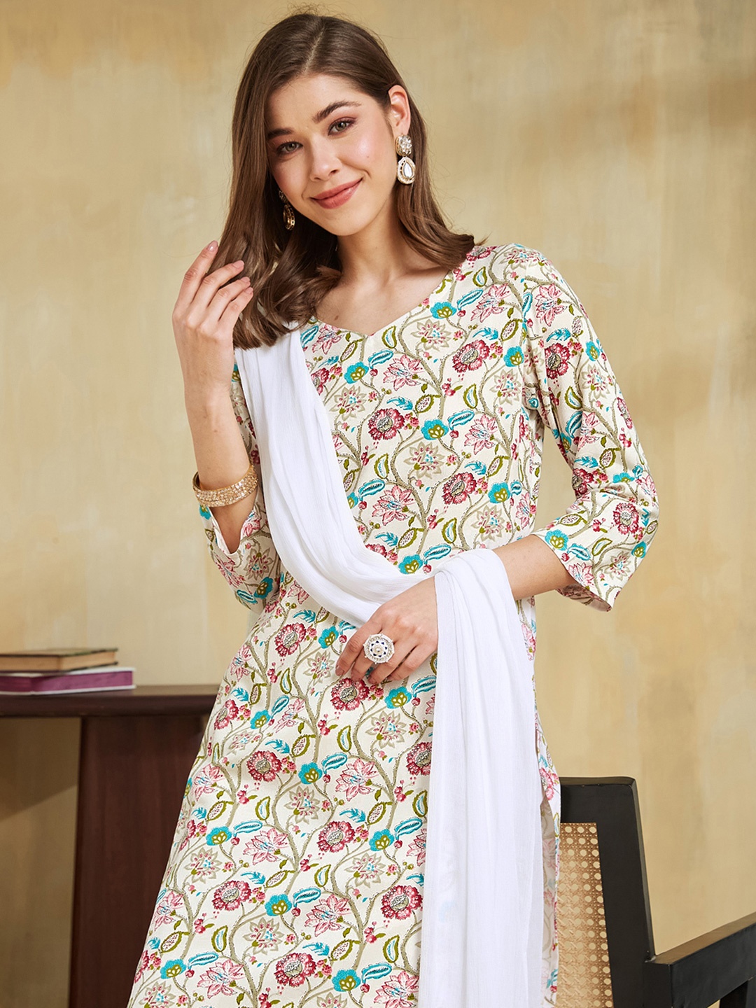 

SKYLEE Floral Printed V-Neck Straight Kurta With Trousers & Dupatta, White