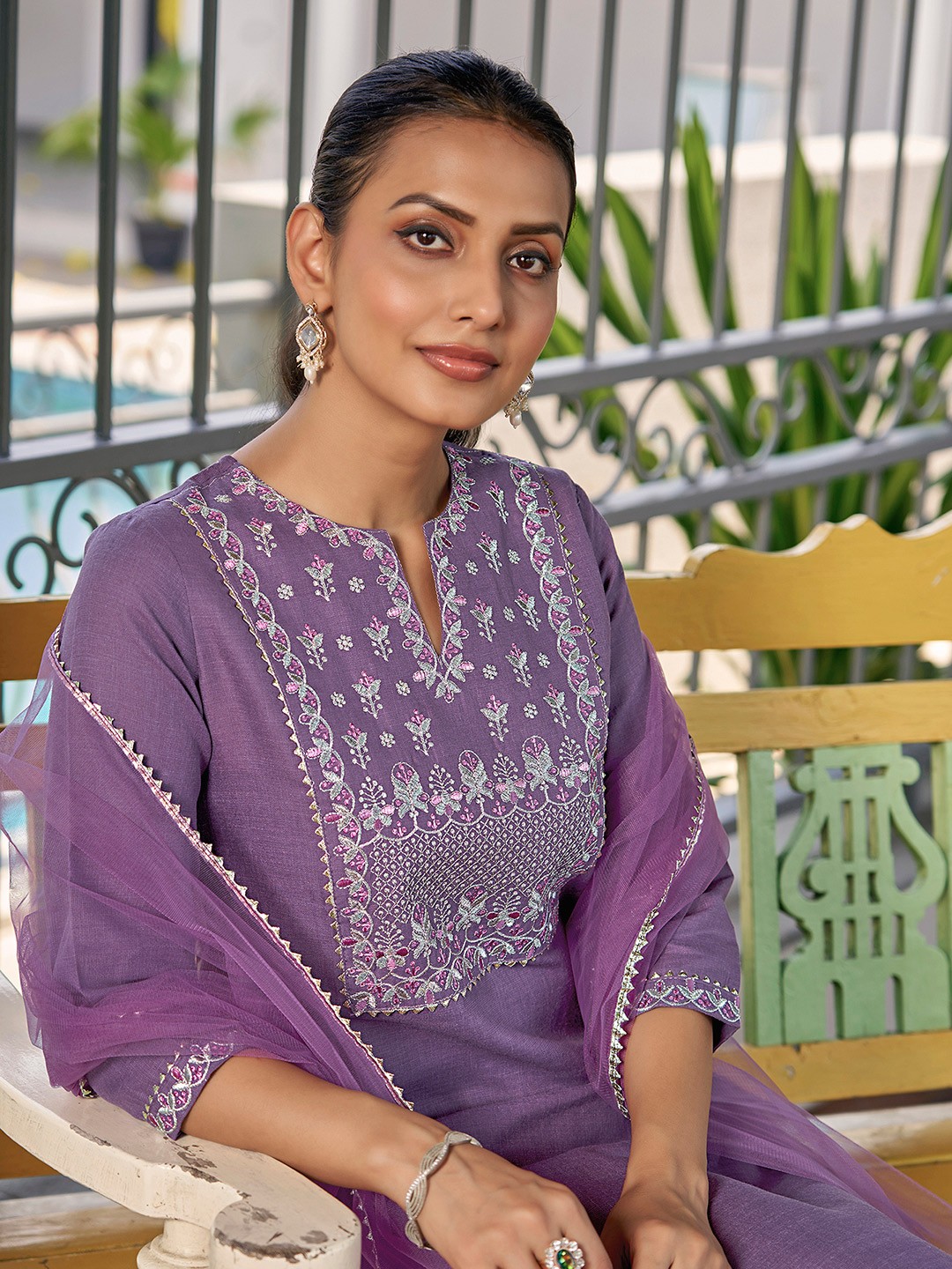 

SKYLEE Floral Yoke Design Thread Work Straight Kurta With Trousers & Dupatta, Purple