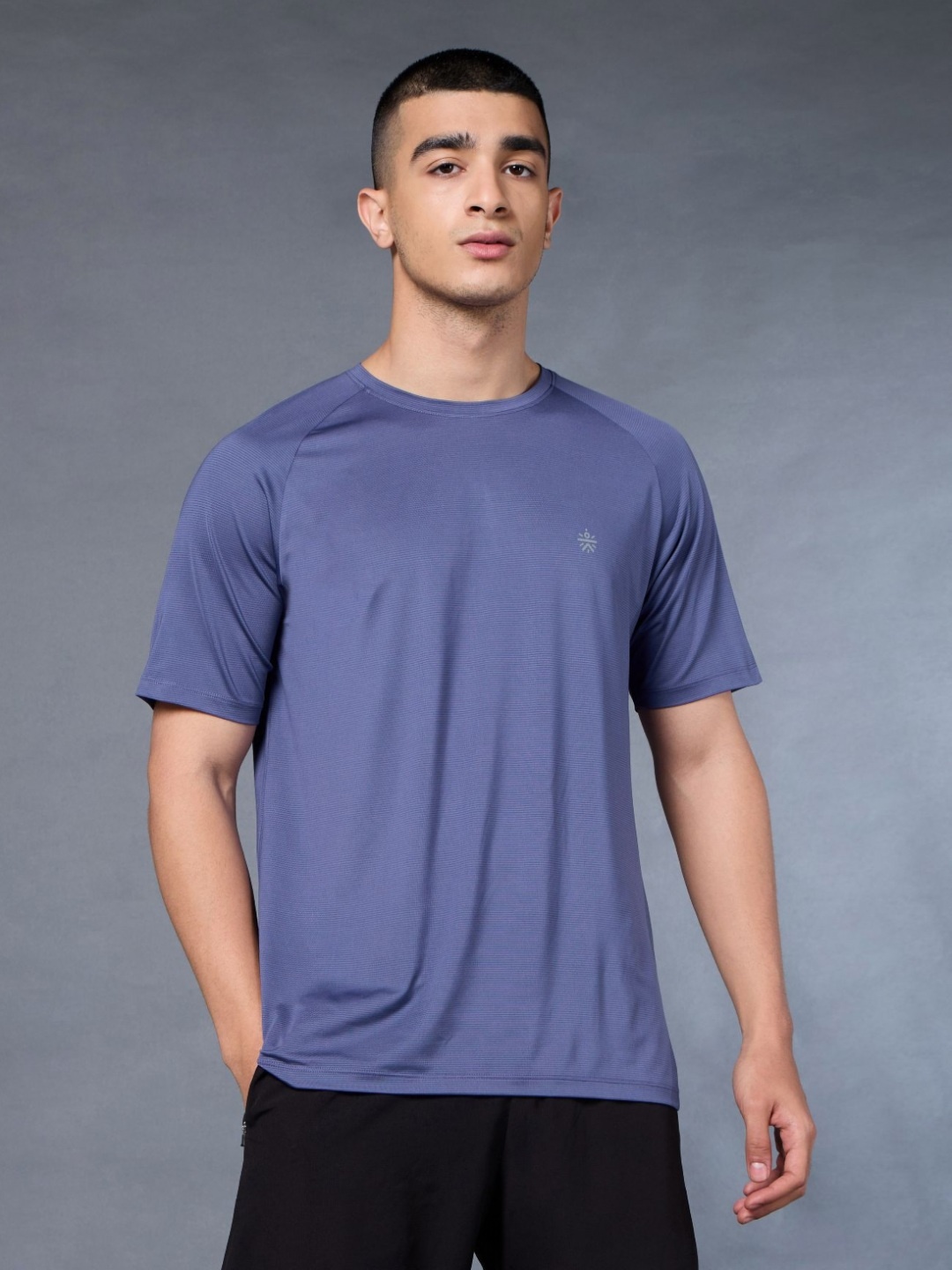 

CULT Men Honeycomb Knit Run T-shirt, Purple