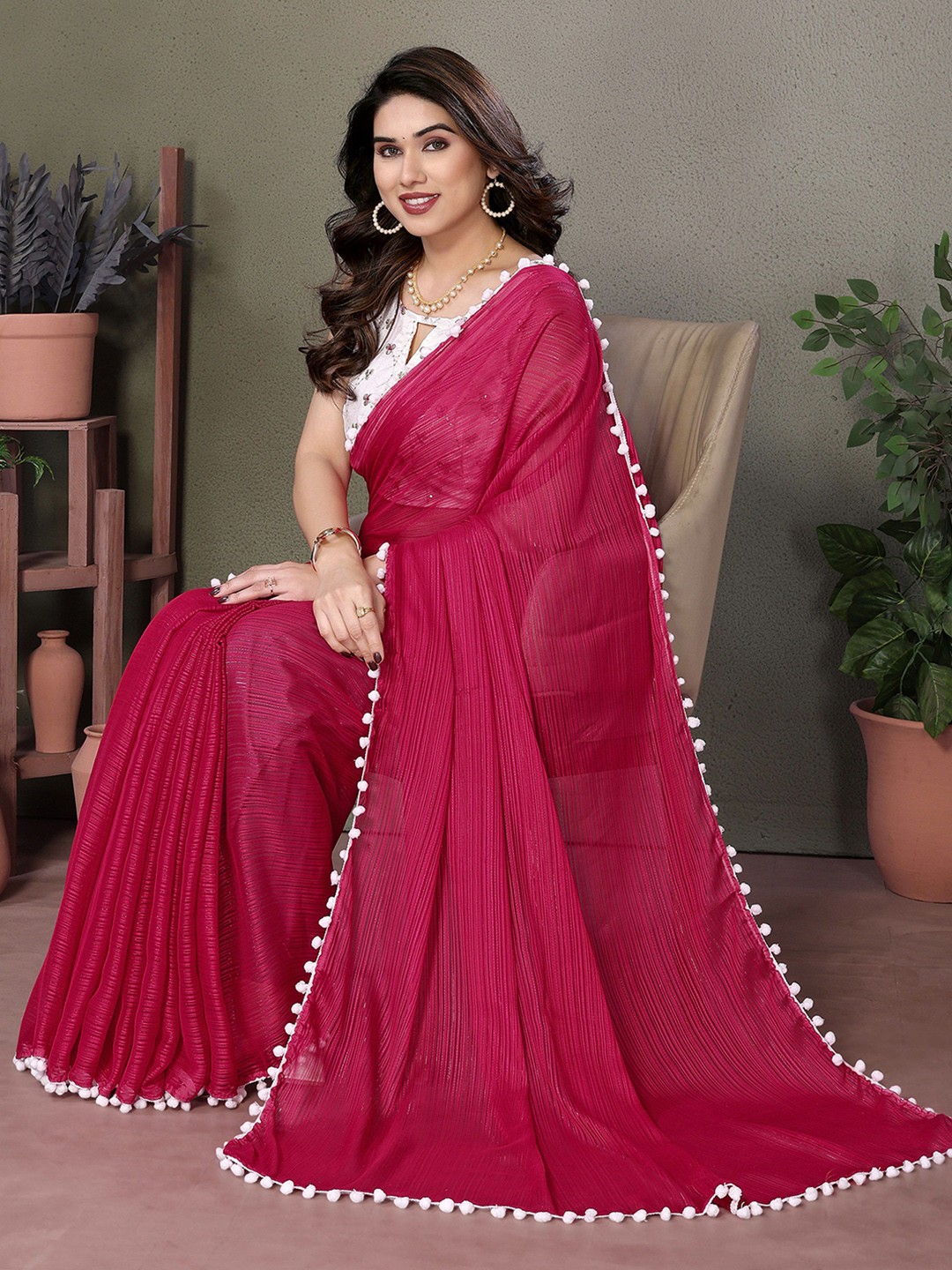

Mitera Striped Embellished Chiffon Saree With Unstitched Blouse Piece, Red