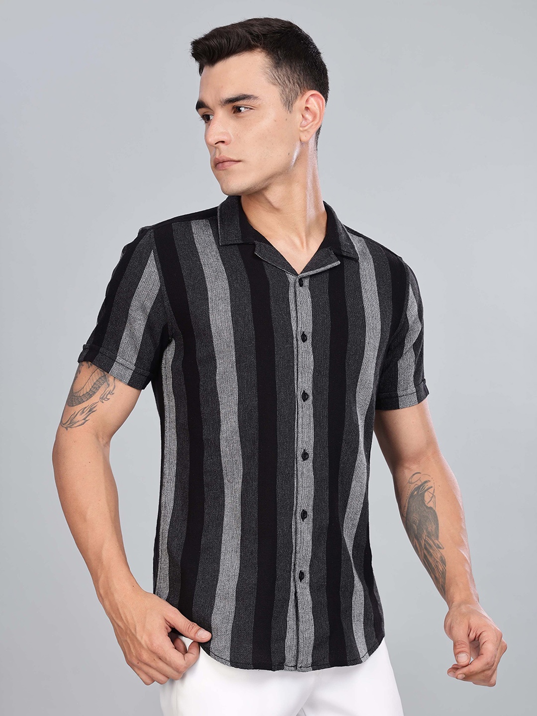 

HERE&NOW Men Opaque Striped Casual Shirt, Black