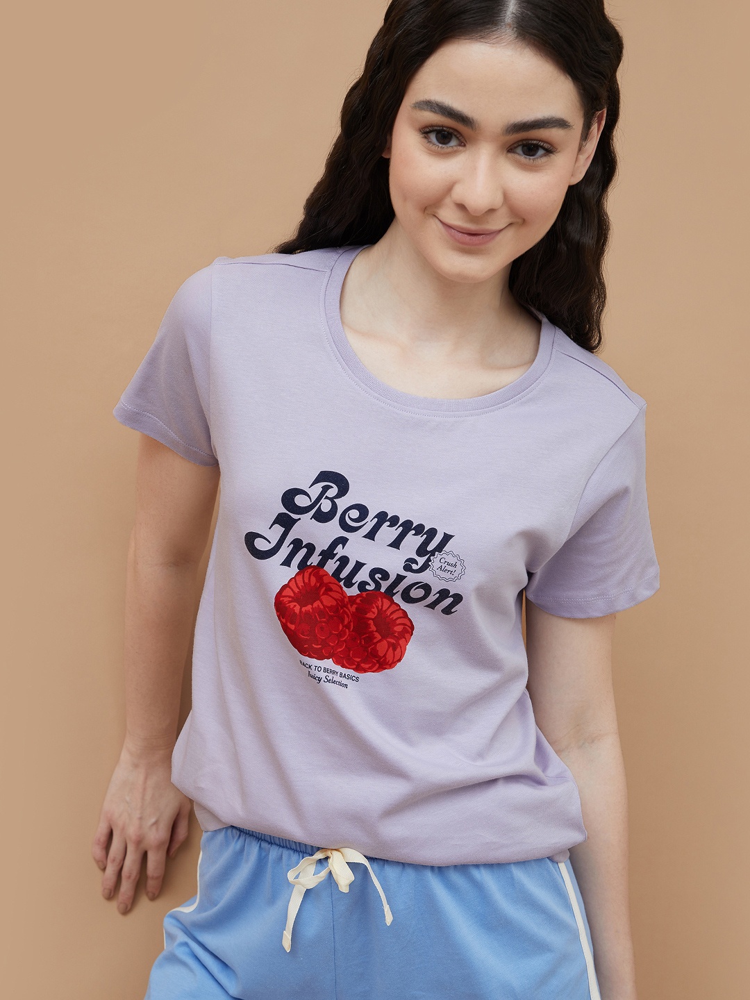 

Ginger by Lifestyle Women Printed Pockets T-shirt, Purple