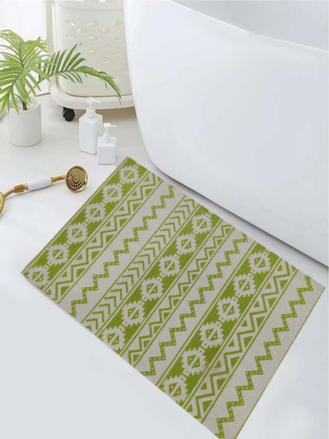 

GOKAL EXPORTS Glorious Green & White Geometric Printed Soft Anti-Skid Doormat