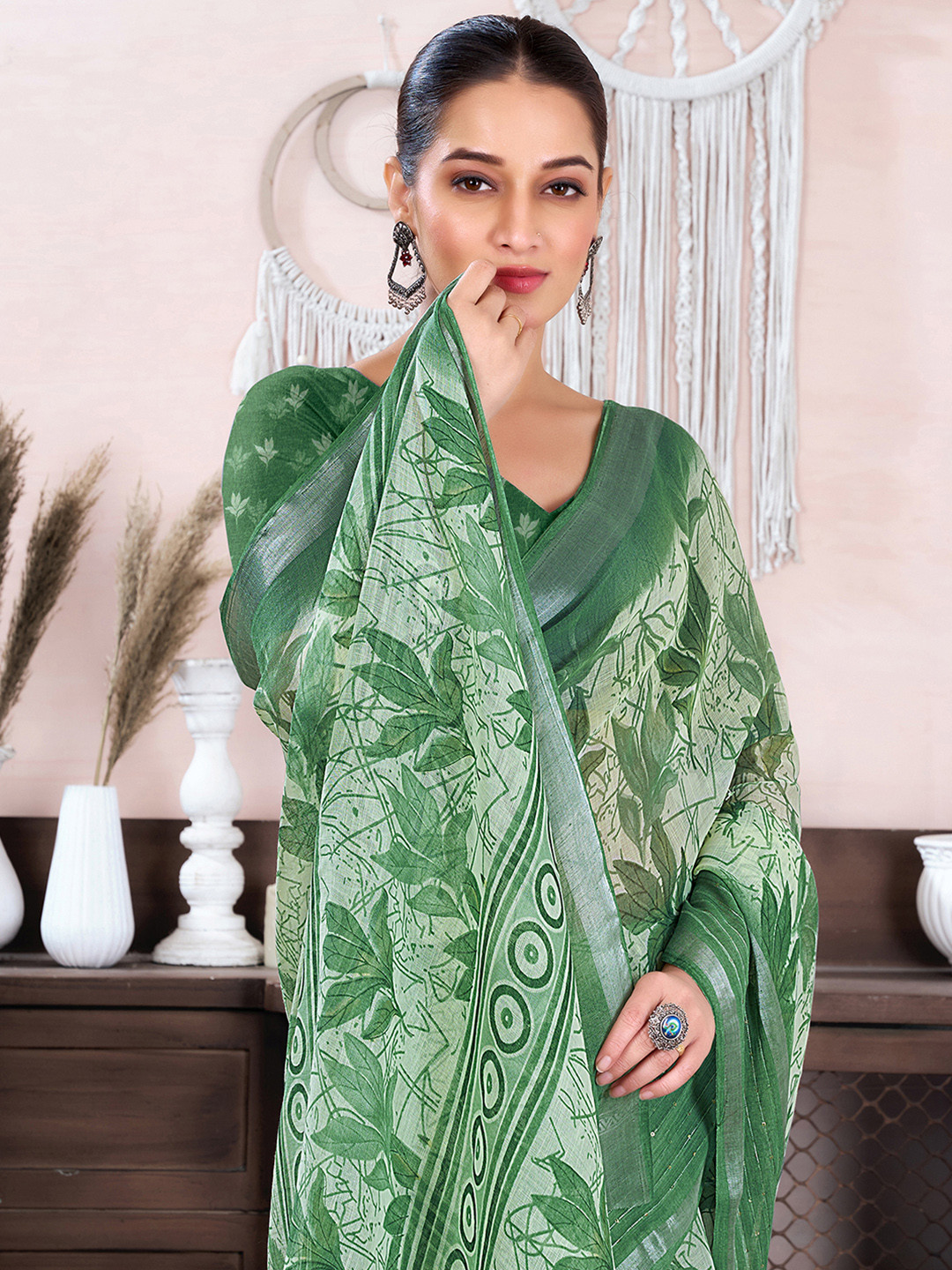 

KALINI Floral Zari Saree, Green