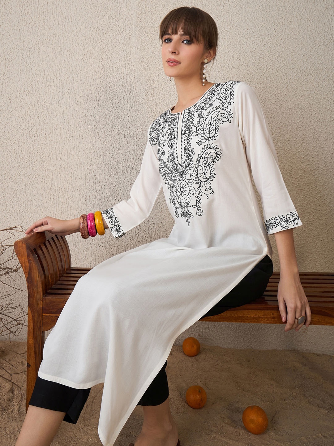 

Indo Era Floral Embroidered Notch Neck Thread Work Straight Kurta, White
