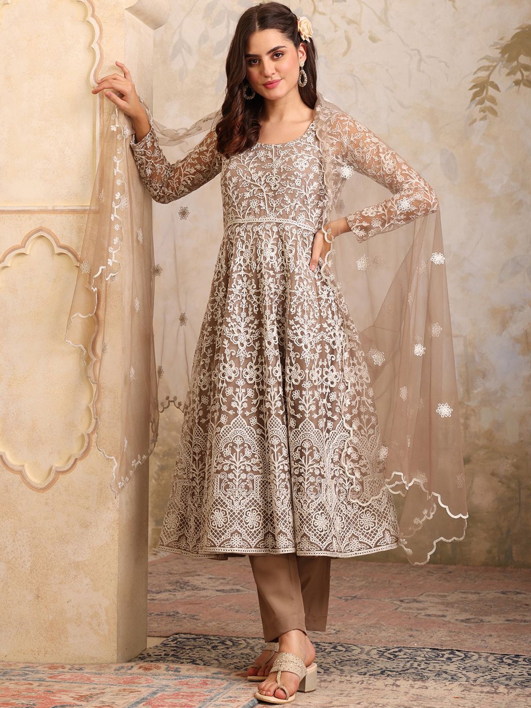 

Inddus Women Floral Embroidered Round Neck Anarkali Kurta With Trousers & Dupatta, Beige