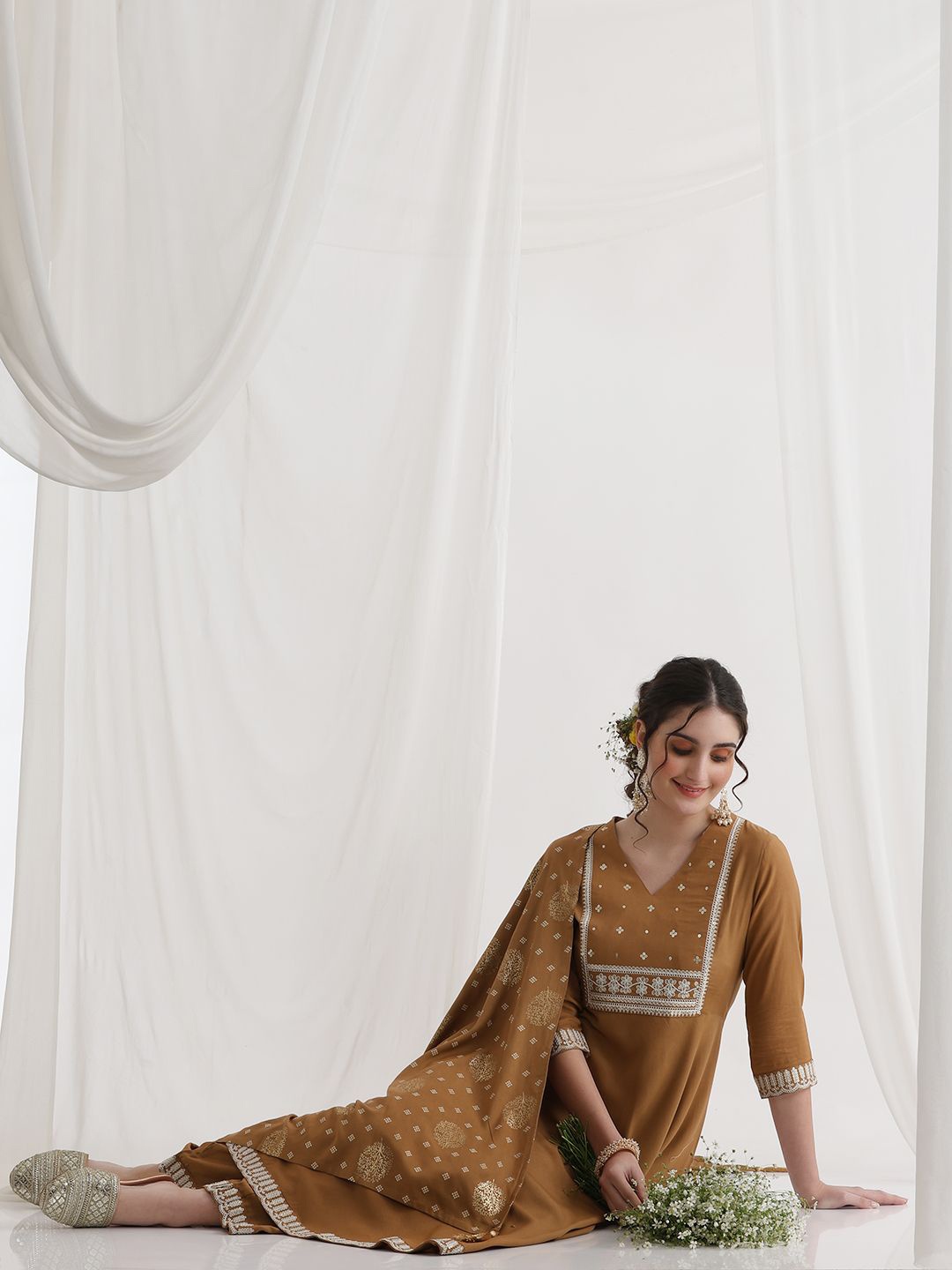 

Khushal K Floral Yoke Design V-Neck Thread Work A-Line Kurta With Trousers And Dupatta, Brown