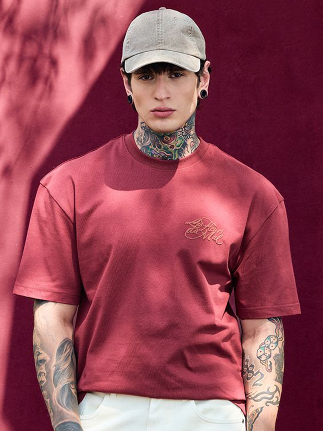 

Snitch Bordeaux Red Graphic Print Oversized Fit T-Shirt